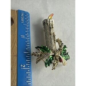 Vintage Gerry's Christmas Candle Holly Gold Tone Enamel Holiday Brooch Pin